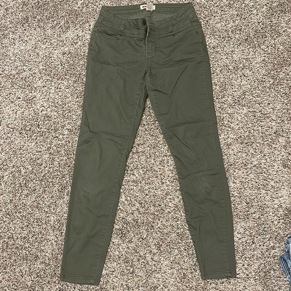 Olive green skinny jeans - Picture 1 of 2